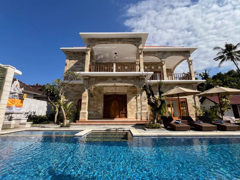 Explore Adelia Villa