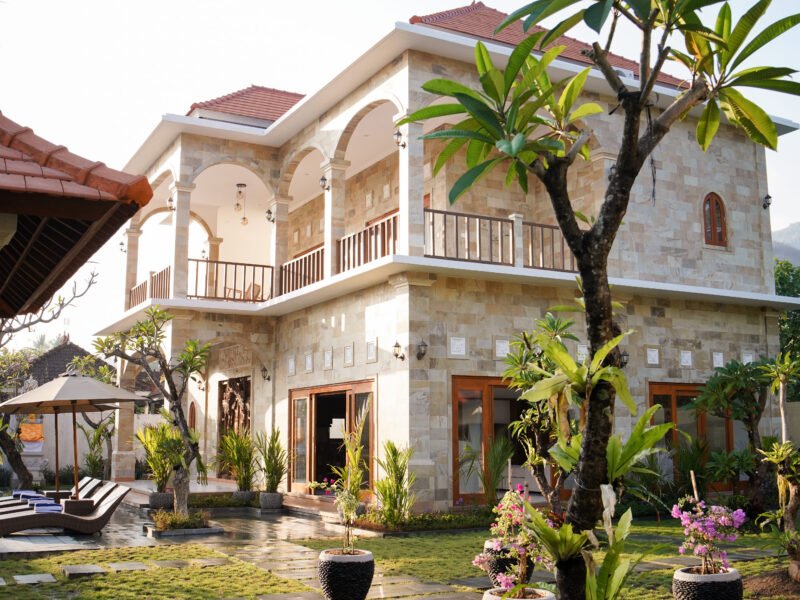 Explore Adelia Villa
